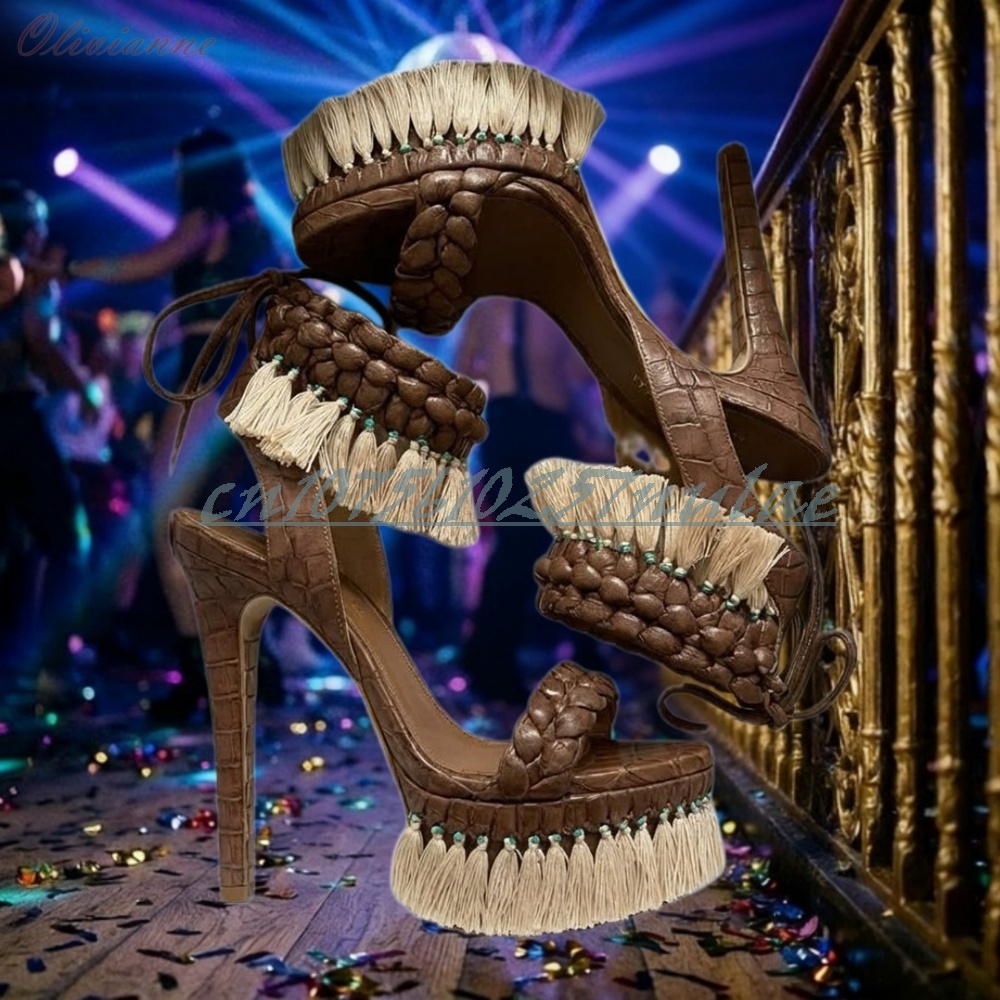 Sandálias de Salto Alto Fino c - Sandal Strappy Heeled avaliação e preço
