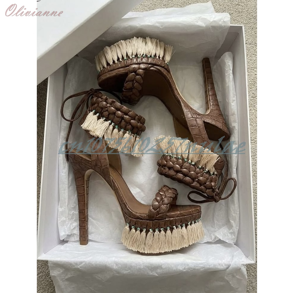 Sandálias de Salto Alto Fino c - Sandal Strappy Heeled avaliação e preço